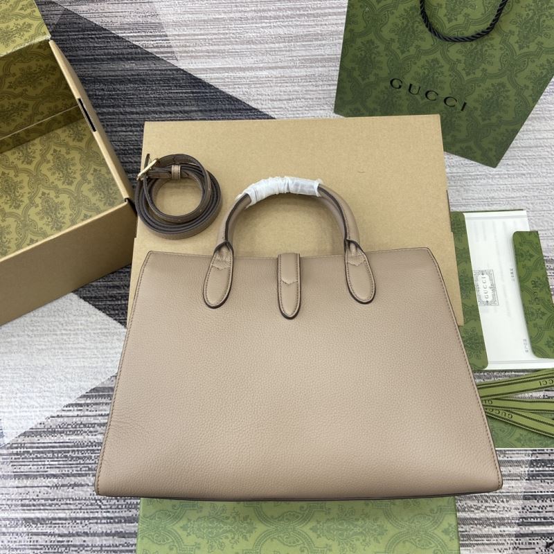 Gvc*1 tote bags
